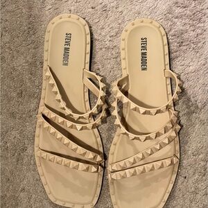Steve Madden Nude/Tan Pyramid Stud Slide Sandals
